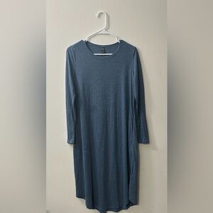 EMERY ROSE Loose Dress with Pockets SIZE SMALL Long Sleeve Round Neckline Thin